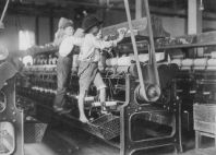 Victorian children working in factories